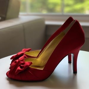 Red opened toe heels
